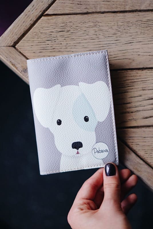 Couverture de passeport pour chiot