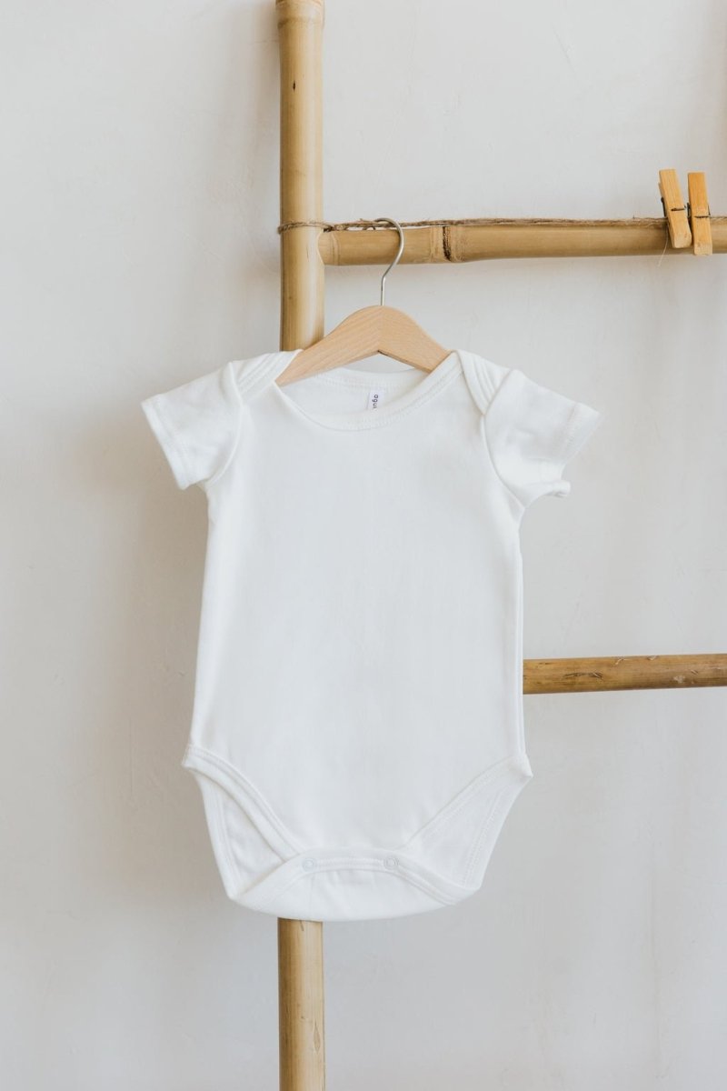 Боді дитячий однотоннийз коротким рукавом - Молочний - Agukids