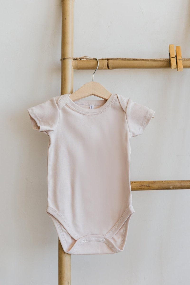 Боді дитячий однотоннийз коротким рукавом - Чорний - Agukids