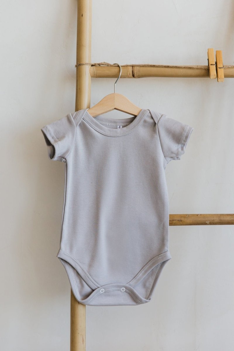 Боді дитячий однотоннийз коротким рукавом - Сірий - Agukids