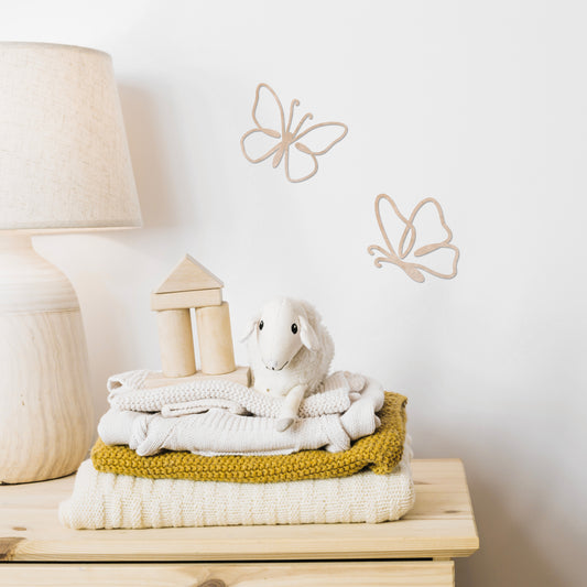 Décor mural en bois en forme de papillon – Design minimaliste en contreplaqué de bouleau